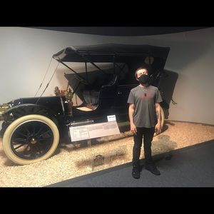 Meet your Posher, Tyler